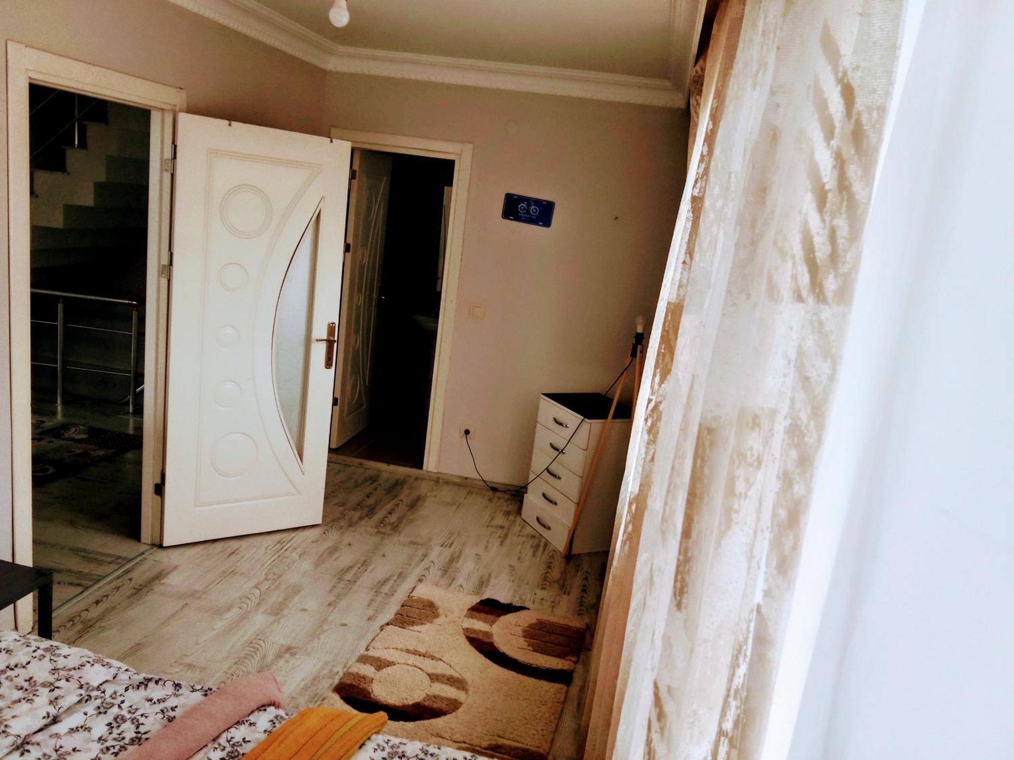 Ahmet Teacher Hotel, 5 Minutes From The Airport Arnavutkoy Exterior foto