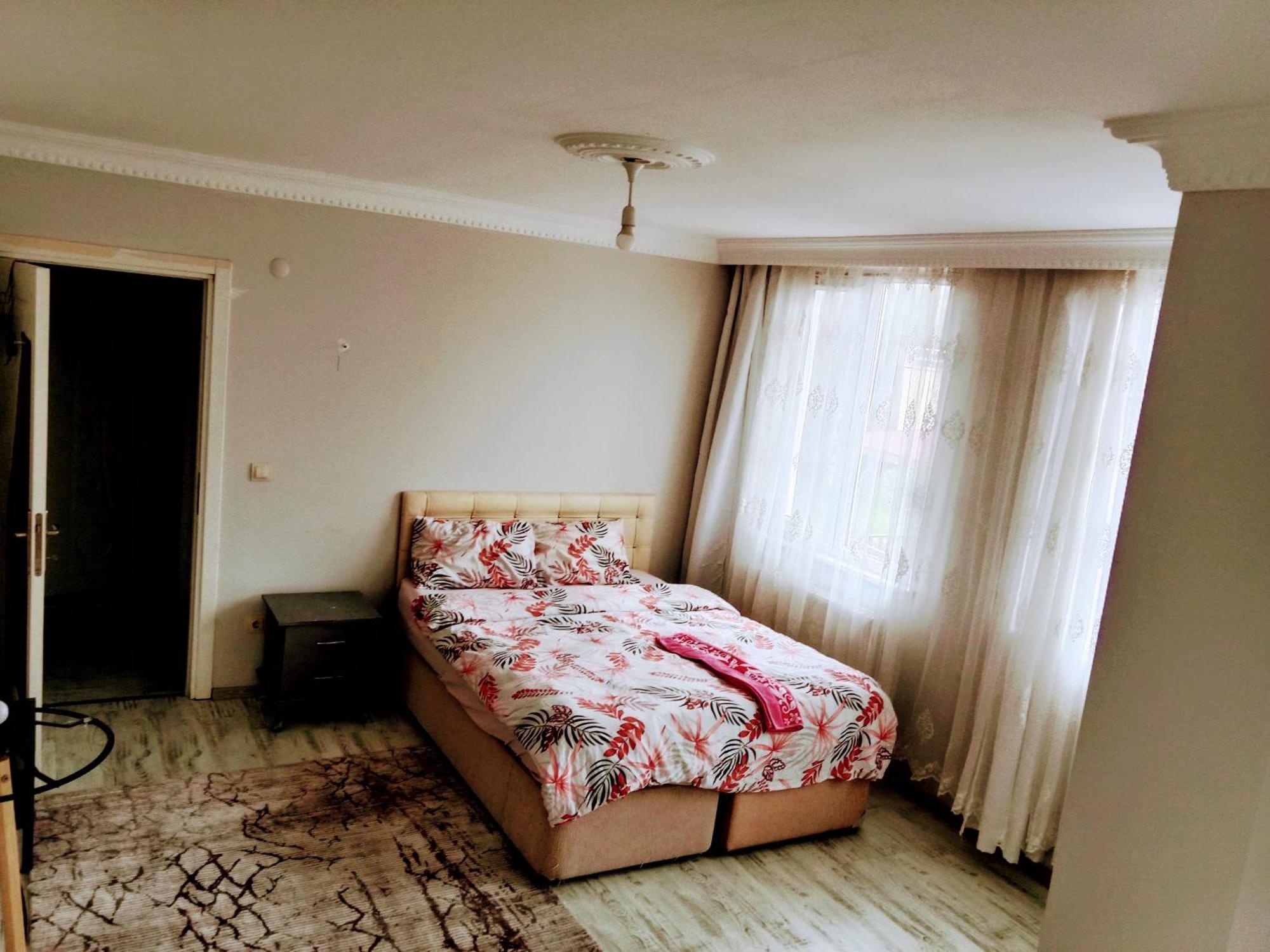 Ahmet Teacher Hotel, 5 Minutes From The Airport Arnavutkoy Exterior foto